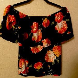 Beautiful flower off the shoulder blouse.